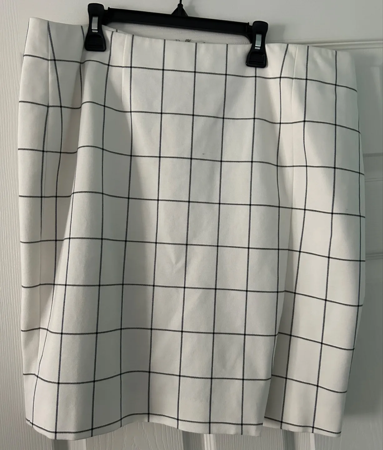 New Banana Republic Skirt - Size 14 thumbnail