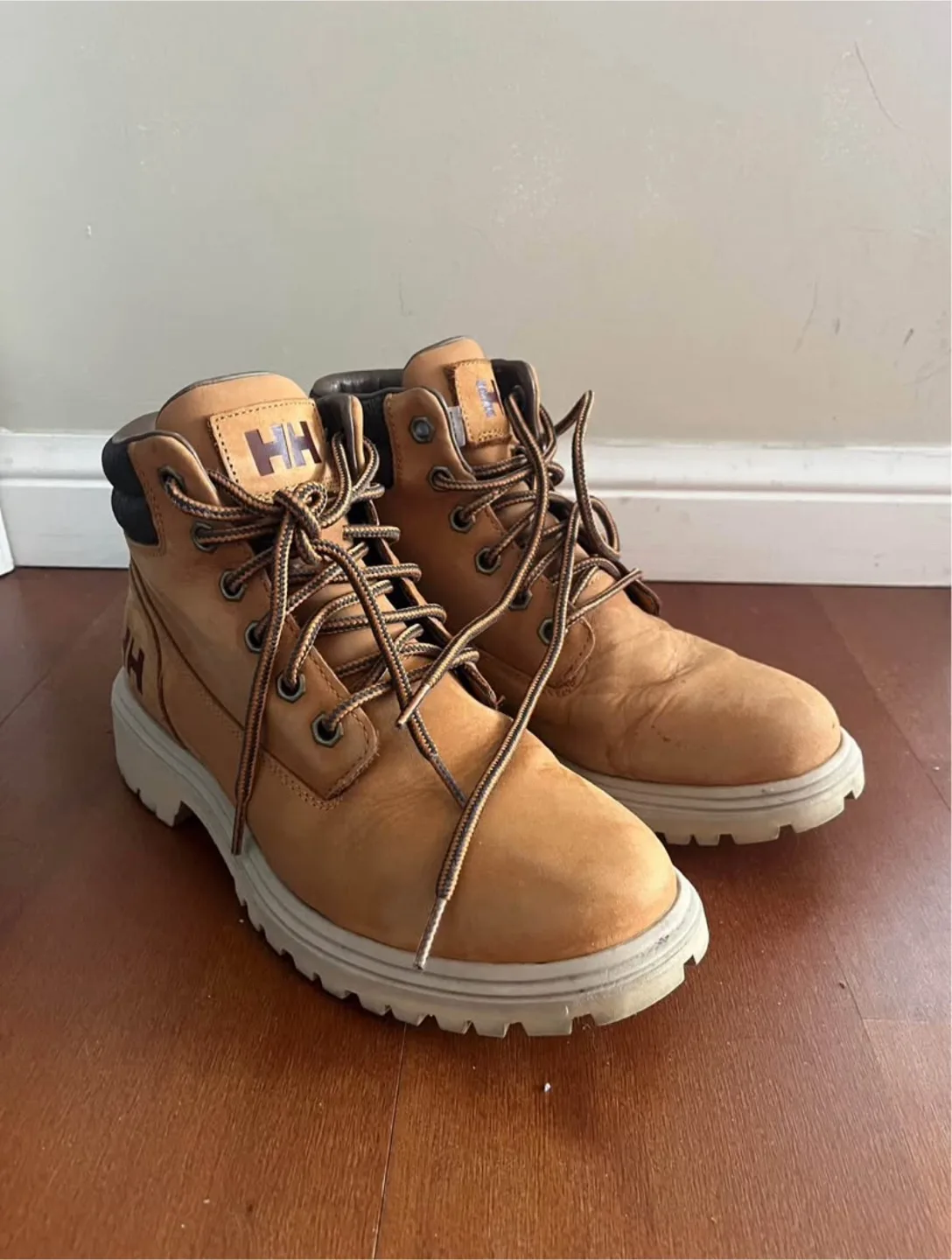 Helly Hansen Tan Leather Boots