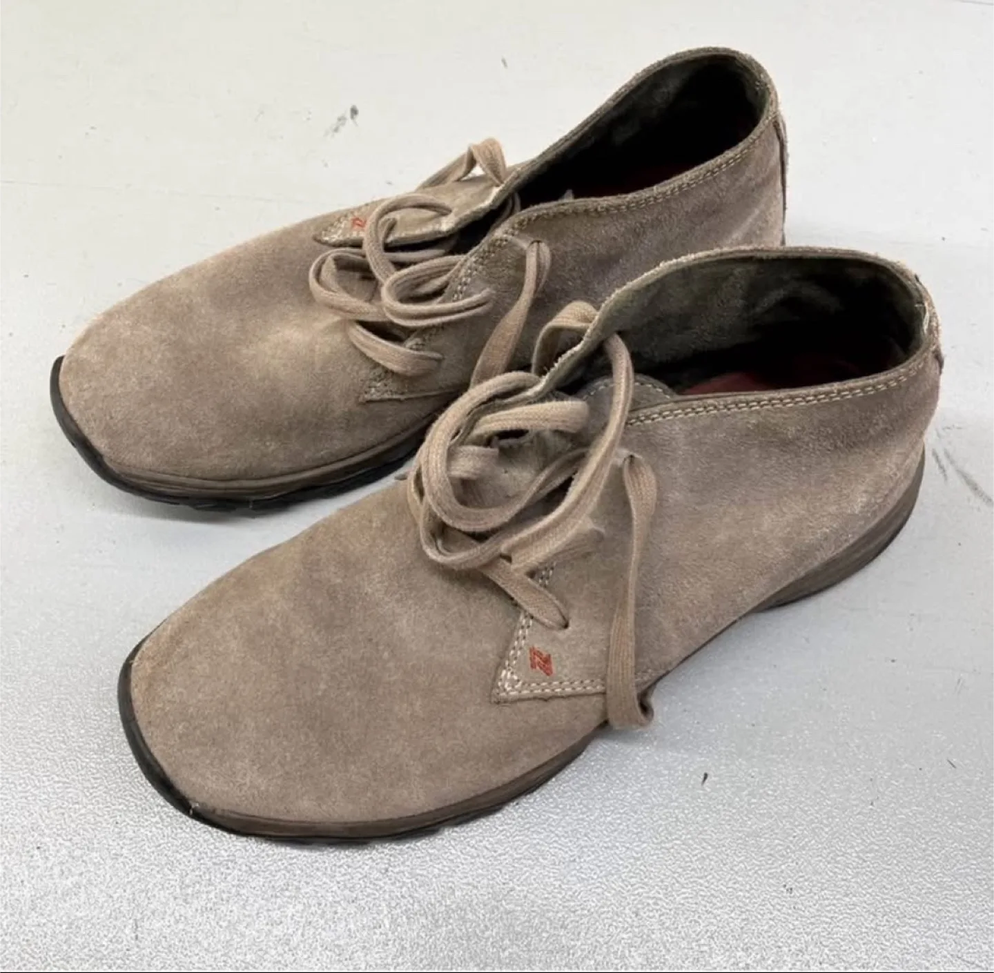 Eddie Bauer Men's Suede Chukka Boots - Size 9.5