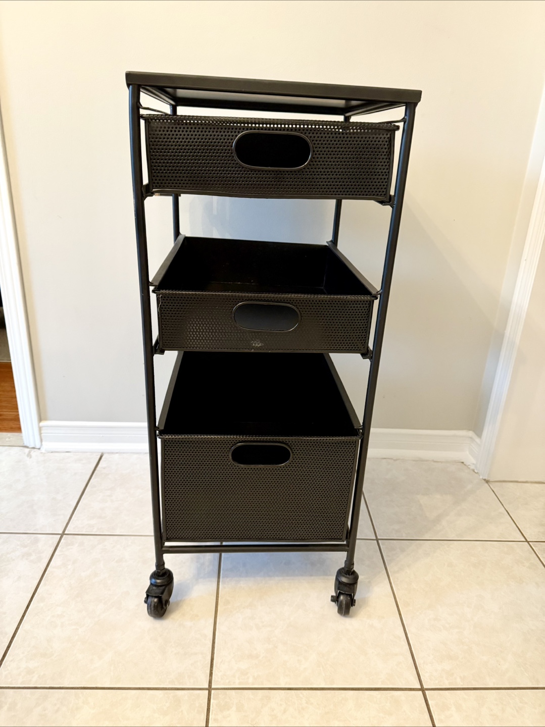 Metal Rolling Cart with 3 Drawers - 32cm