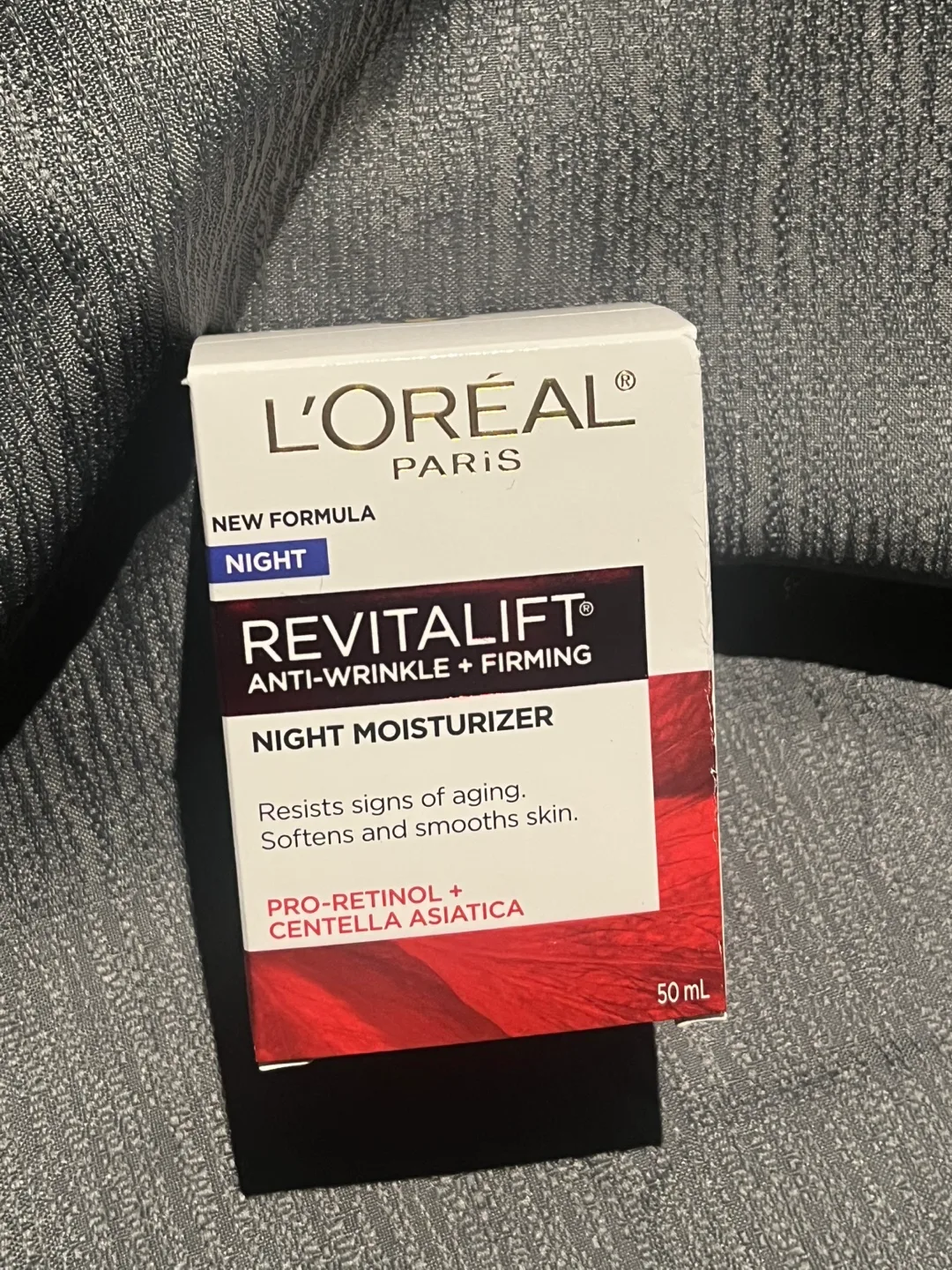 L'Oréal Revitalift Anti-Wrinkle Night Moisturizer thumbnail