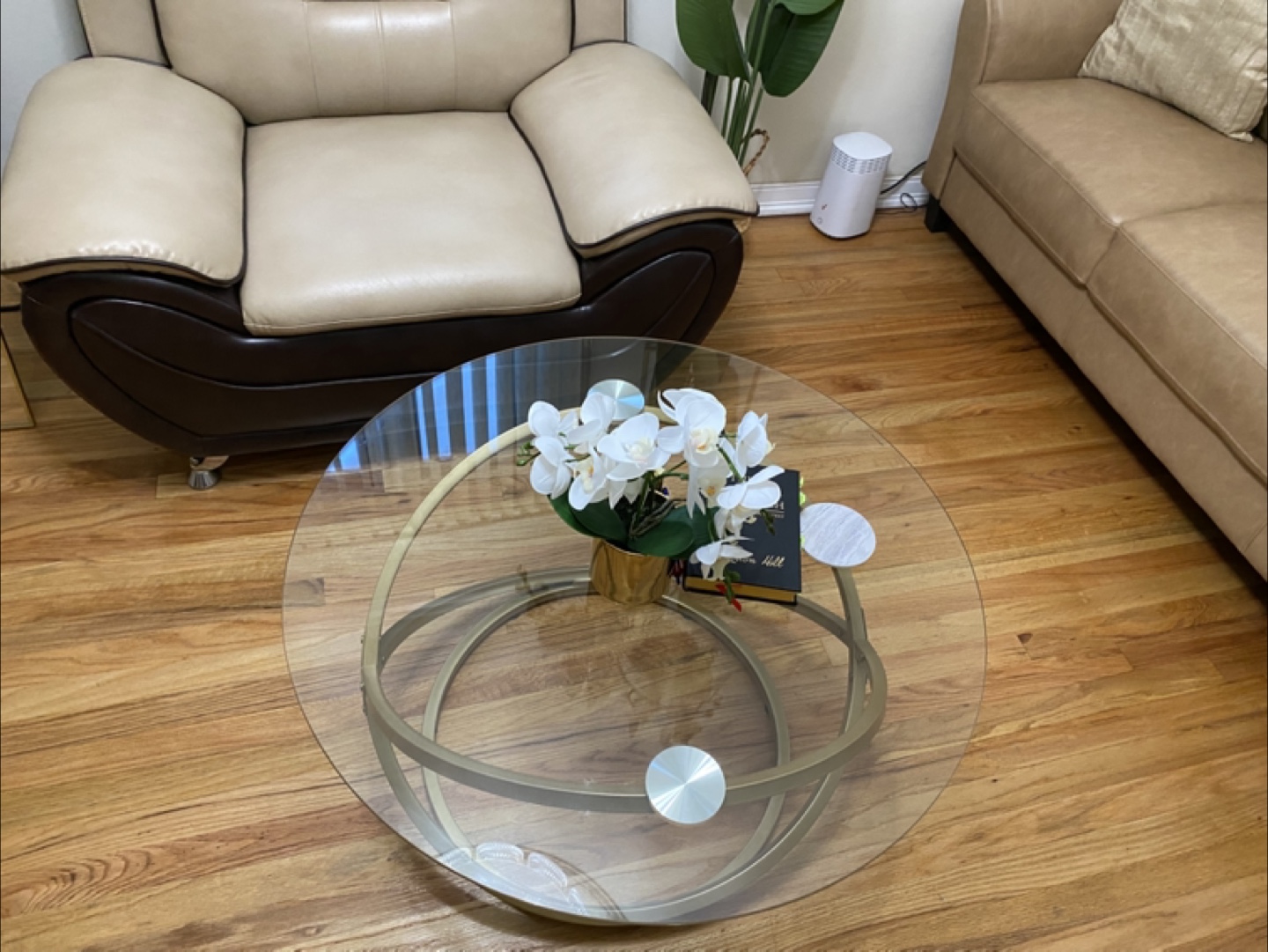 Round Glass Coffee Table - photo 2