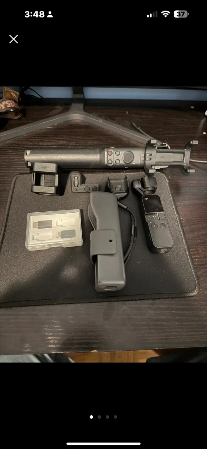 DJI Osmo Pocket Handheld Camera Gimbal thumbnail
