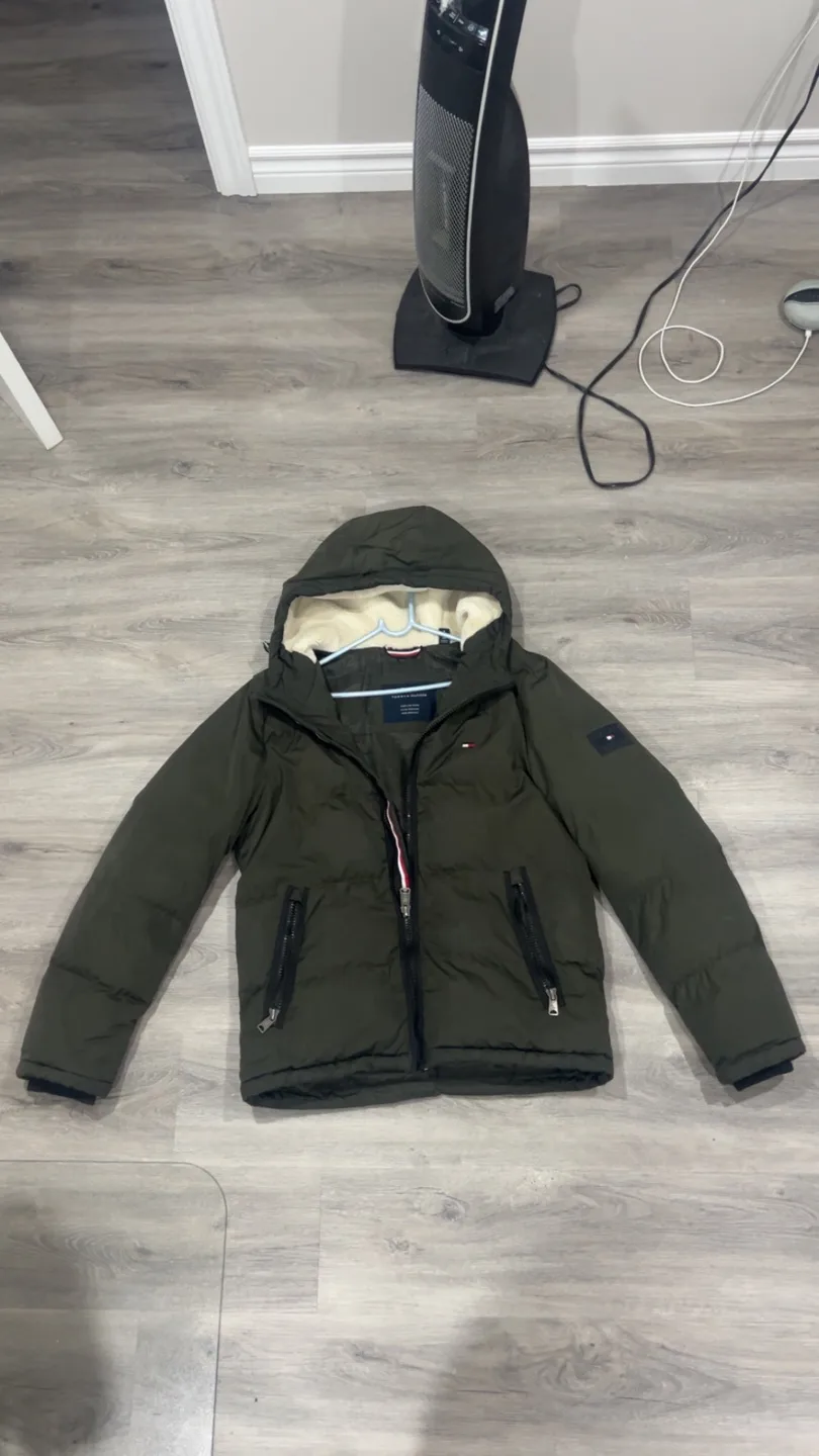 Tommy Hilfiger Olive Green Puffer Jacket thumbnail