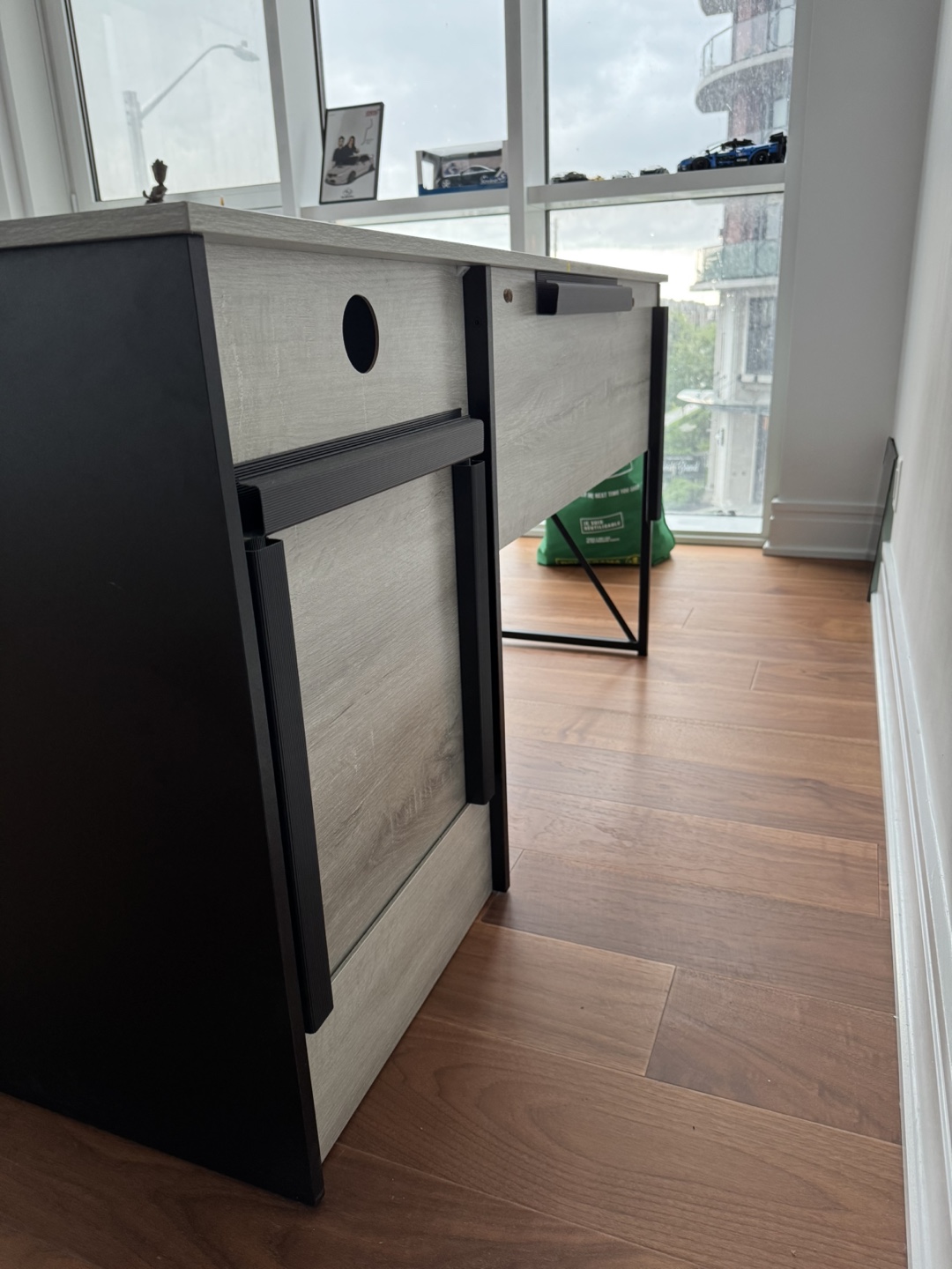 Computer Desk with Extendable Keyboard Tray and 2 Drawers - photo 5