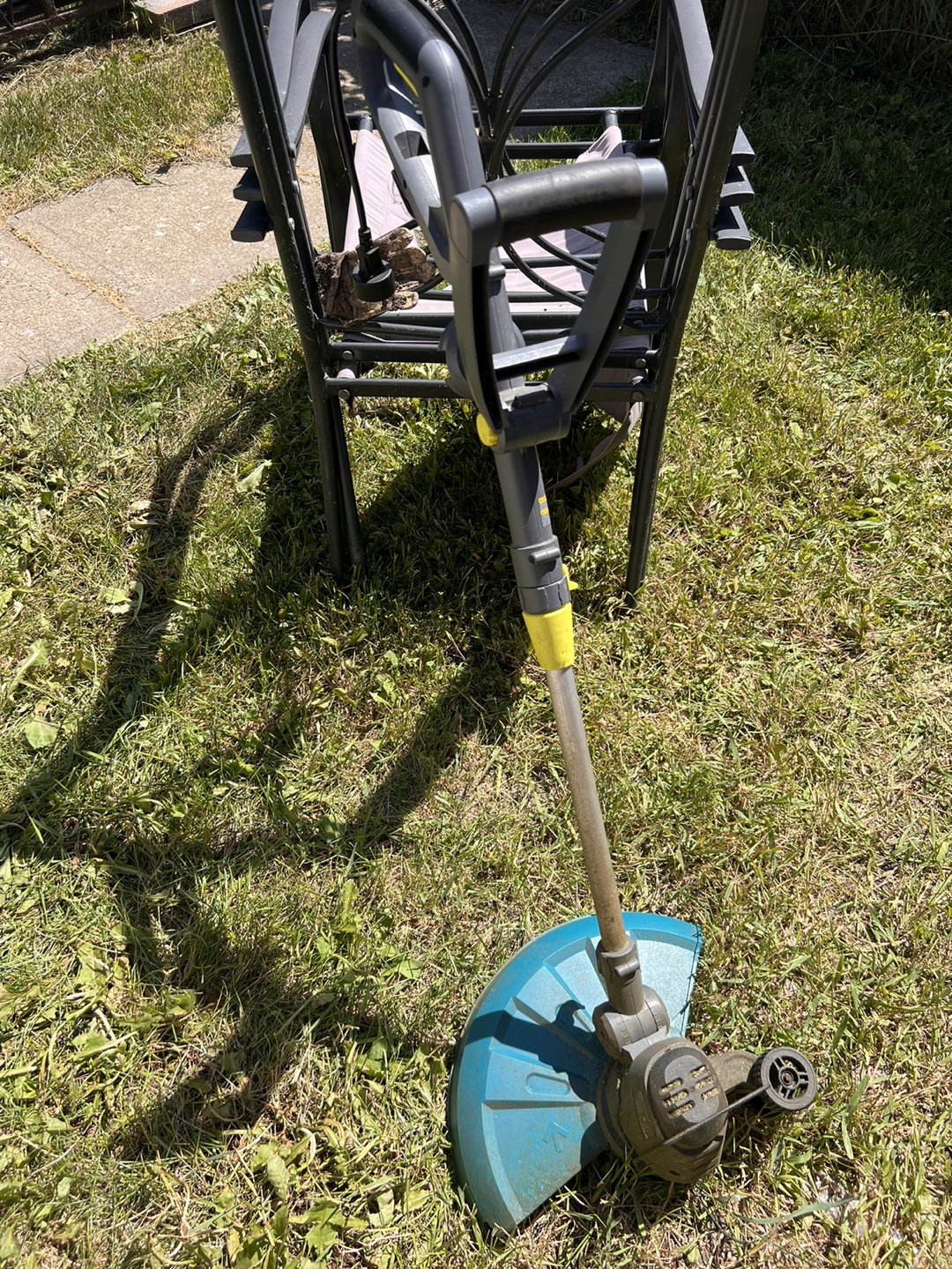 Yardworks Electric Grass Trimmer