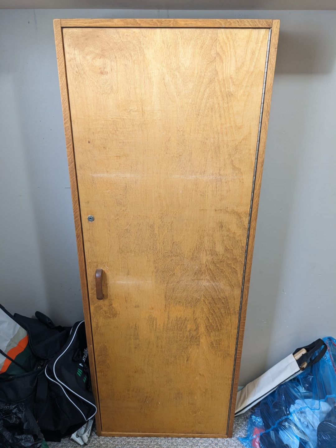 Wooden Cabinet with lock 🔫 - photo 4