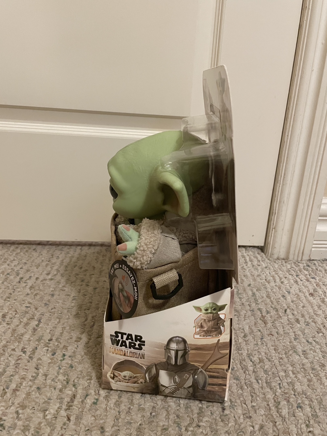 Brand new “Star Wars” Baby Yoda figure - photo 5