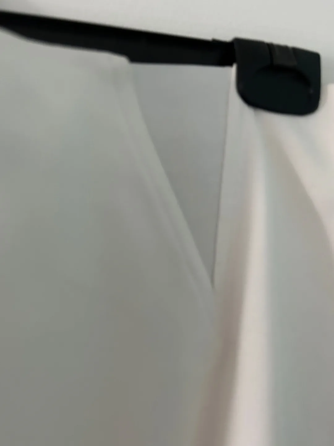 SLIMS White Skirt -size 12-14 image indicator(3)