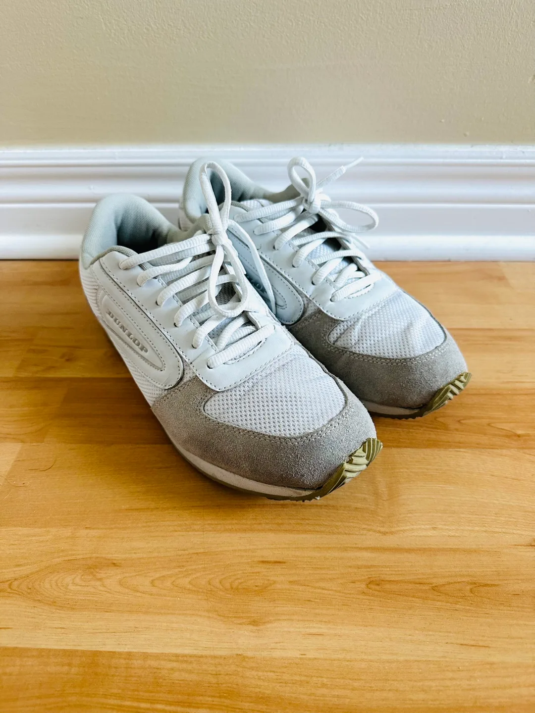 Dunlop White Sneakers - Size US 8.5 thumbnail