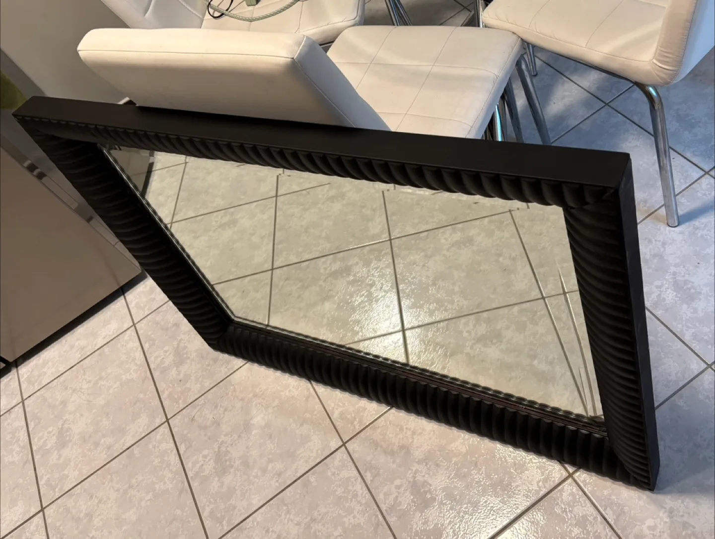 Large Black Framed Mirror image indicator(5)