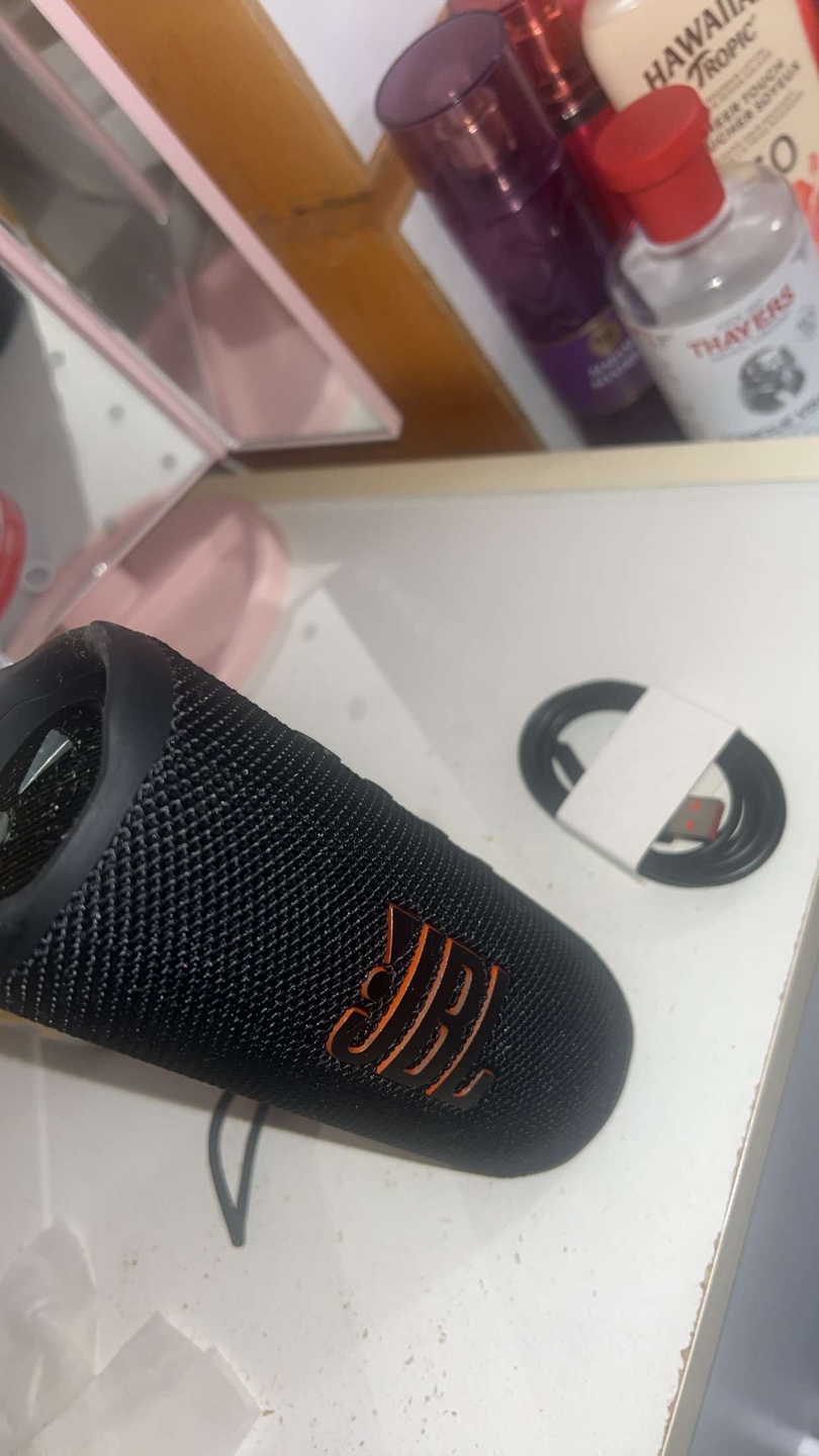 JBL Flip 6 Portable Bluetooth Speaker - Black - photo 2