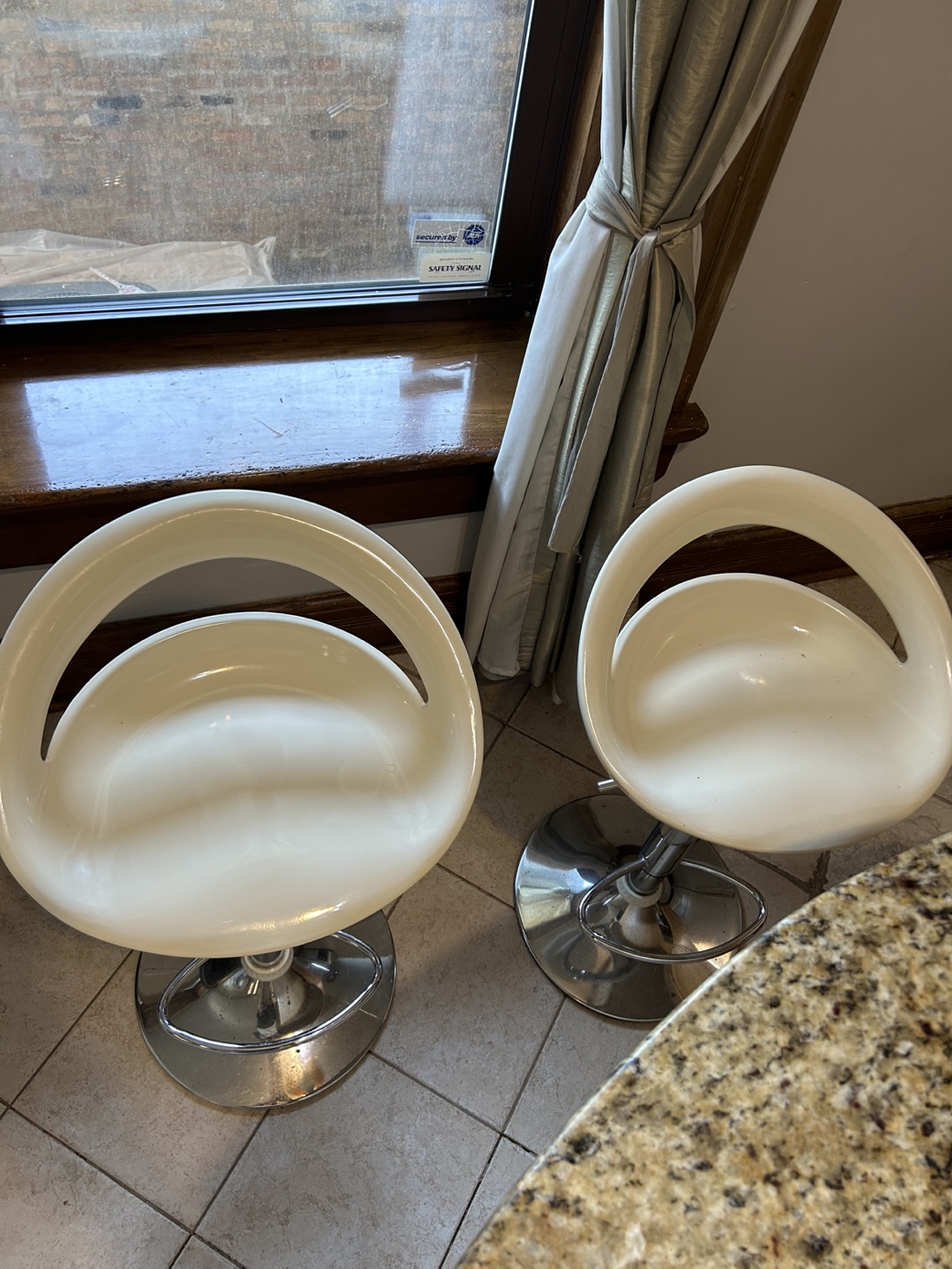 Pair of White Swivel Bar Stools - photo 3