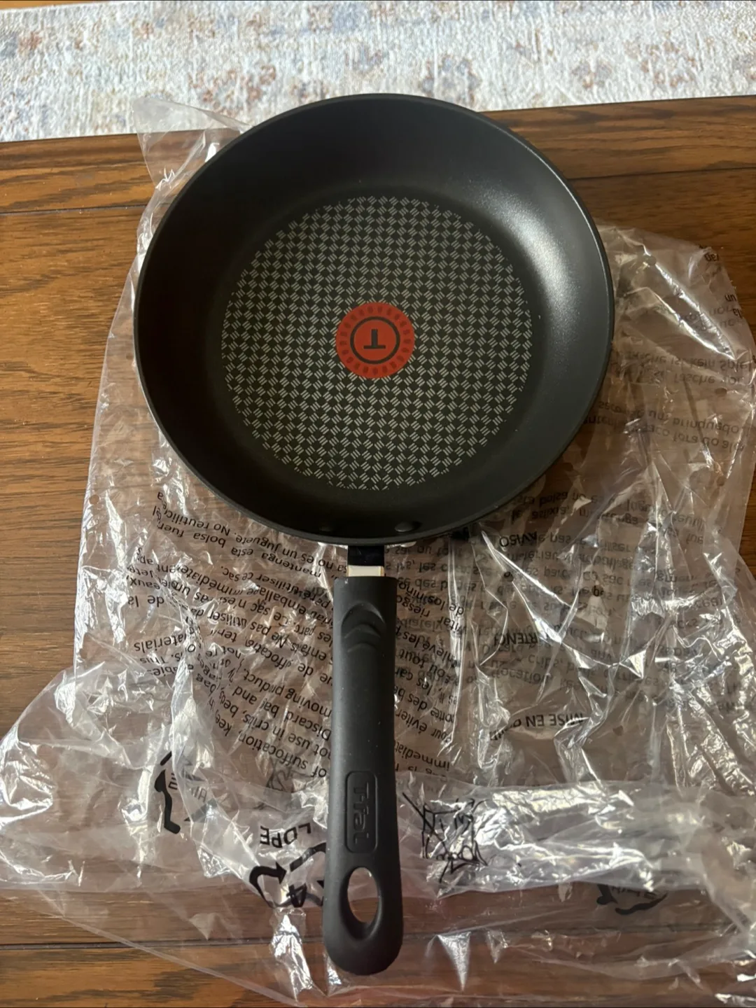 T-Fal frying pan (New) thumbnail
