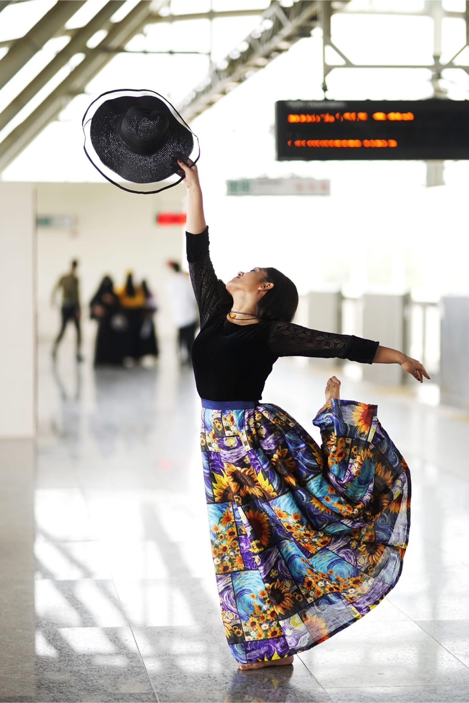 Starry Night Pattern Skirt - photo 2
