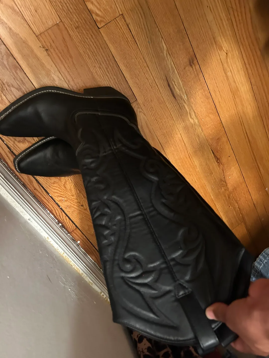 Black Leather Cowboy Boots 🥕 thumbnail