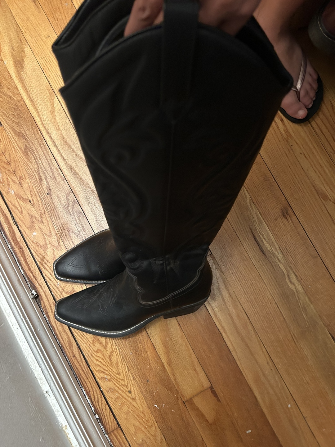 Black Leather Cowboy Boots 🥕 - photo 2