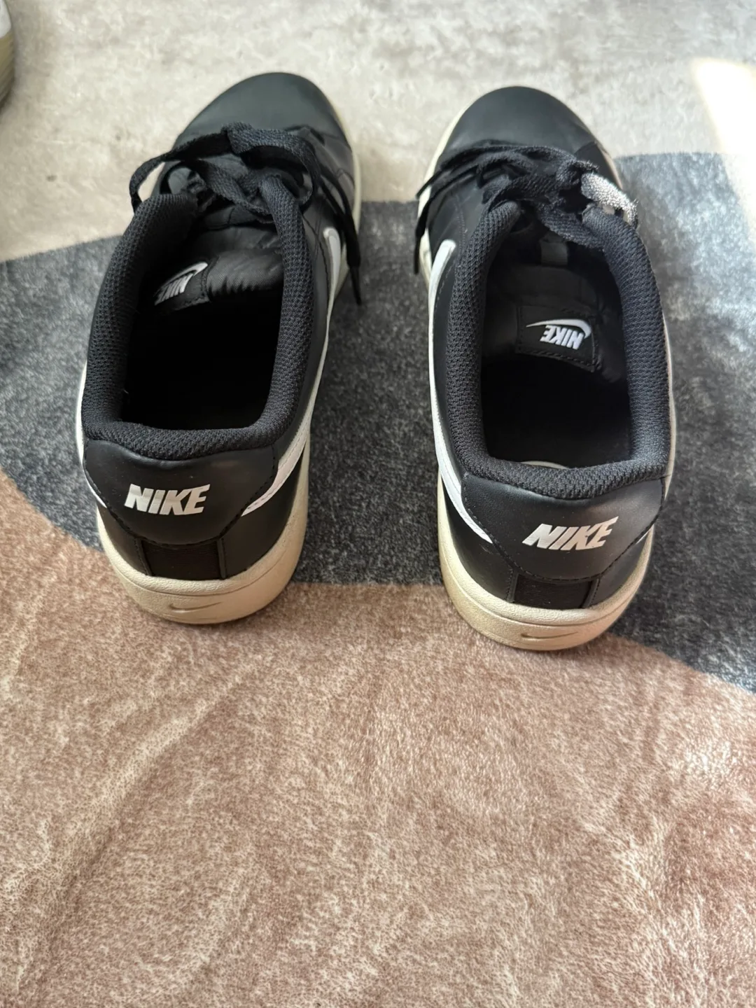 Nike Court Royale Shoes - Size 10 image indicator(4)
