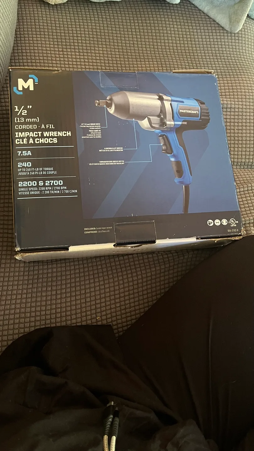 Mastercraft 1/2" Impact Wrench - Brand New! image indicator(3)