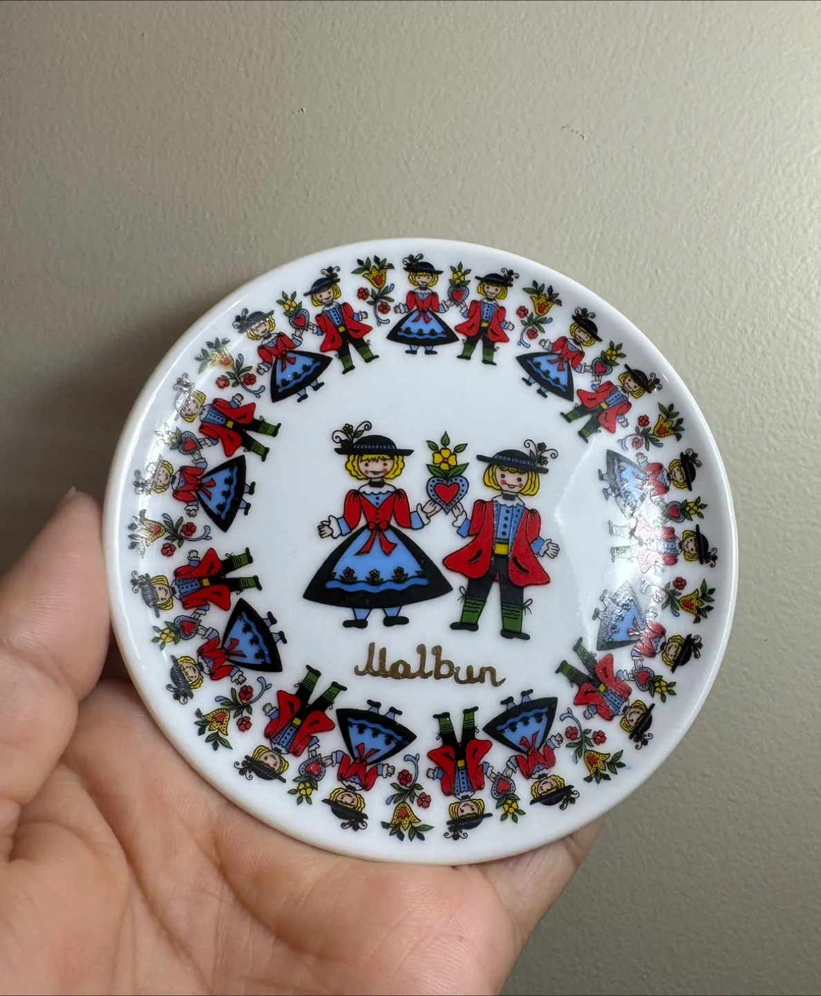 🇨🇦🍁Malbun Decorative Plate thumbnail