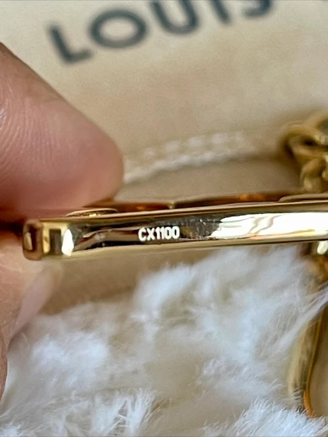 Louis Vuitton Flower Key Chain CX1100 🇨🇦 image indicator(2)