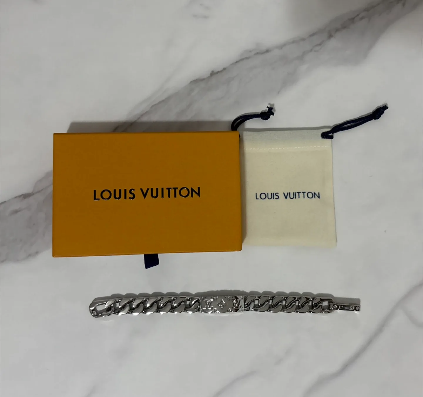 Louis Vuitton Silver Bracelet with Box thumbnail