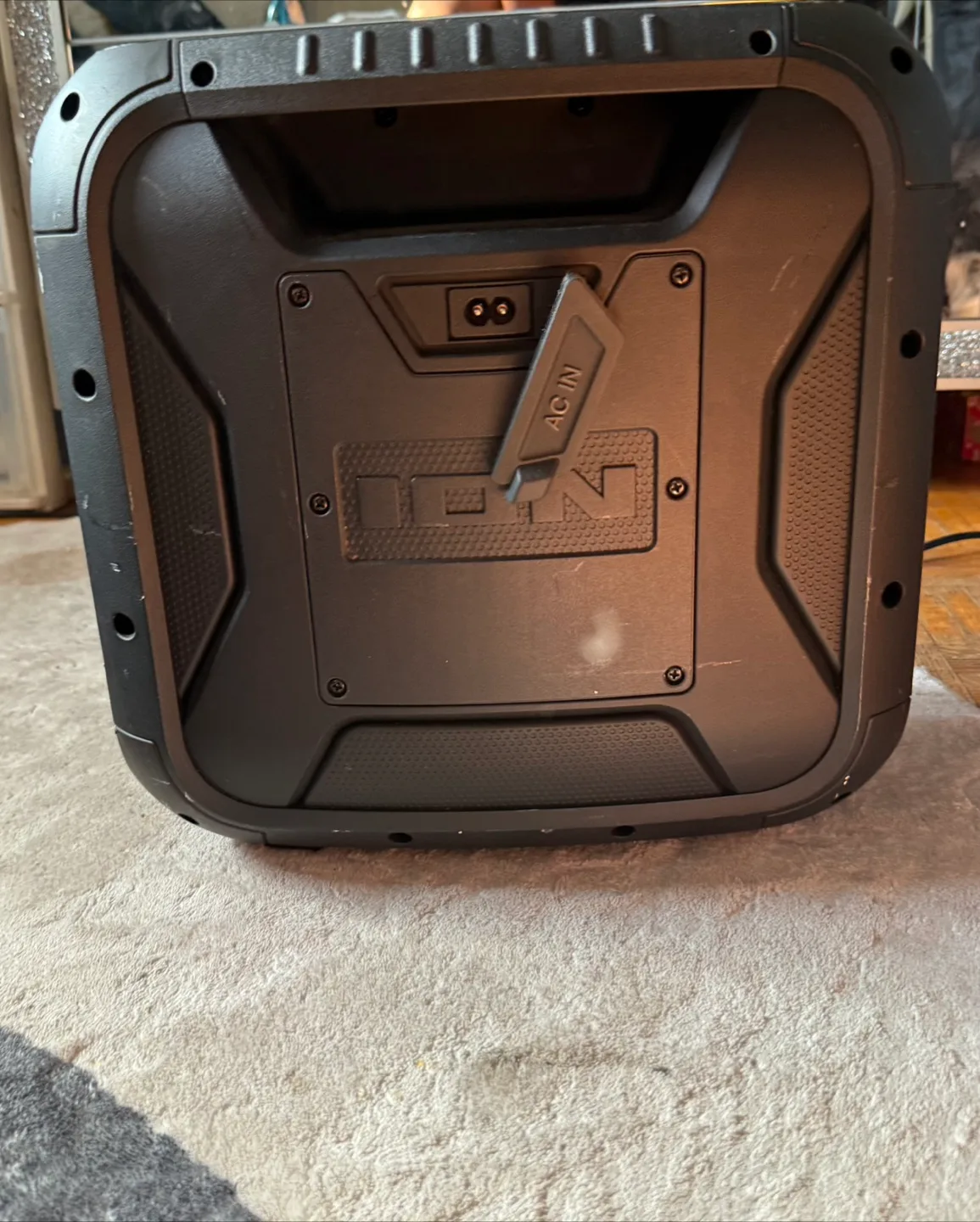 ION Audio Portable Bluetooth Speaker image indicator(4)