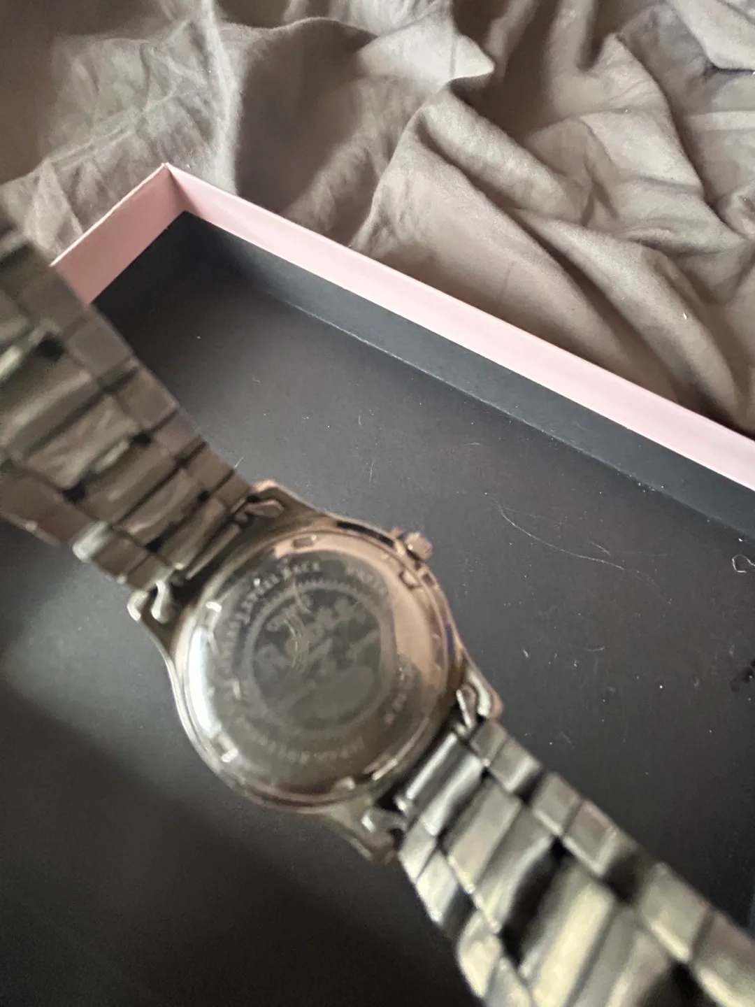 Roots Ladies Watch image indicator(3)