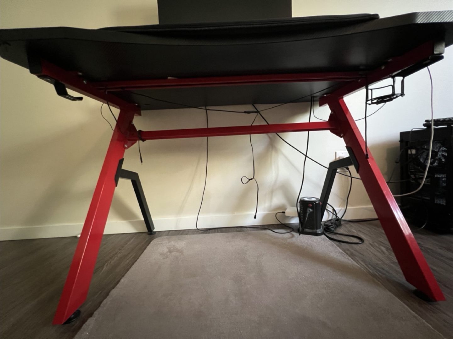 Gaming Desk - Red & Black - photo 4