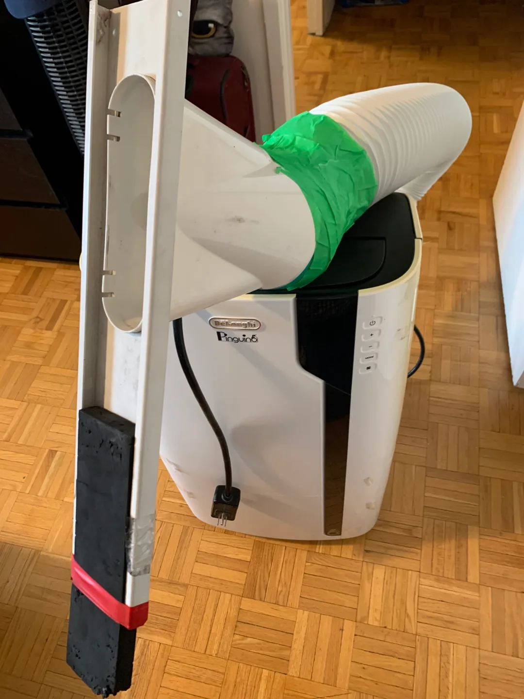 DeLonghi Pinguino PAC EX140ES Portable AC thumbnail