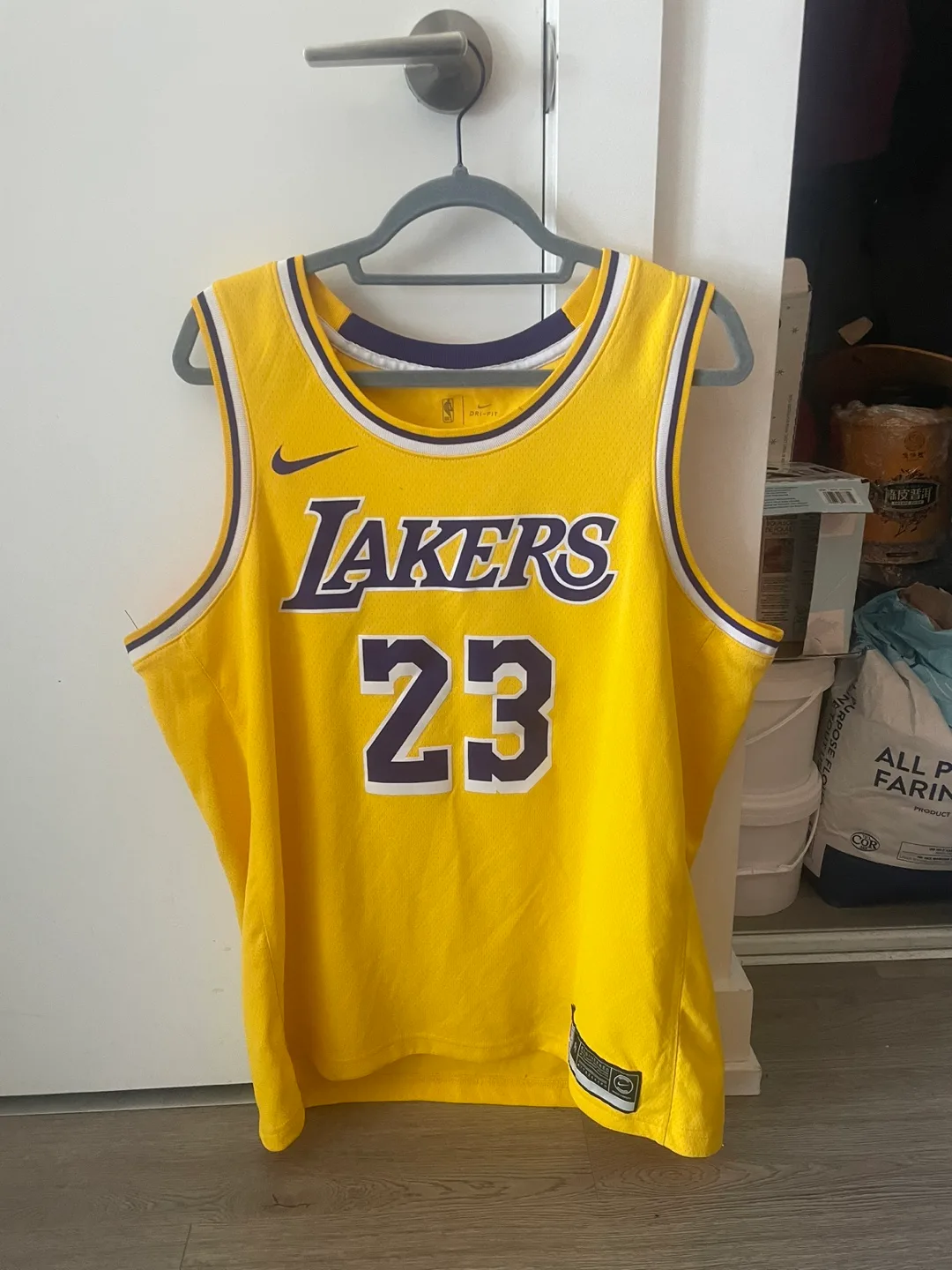 Authentic Nike LeBron James Lakers Jersey XL thumbnail