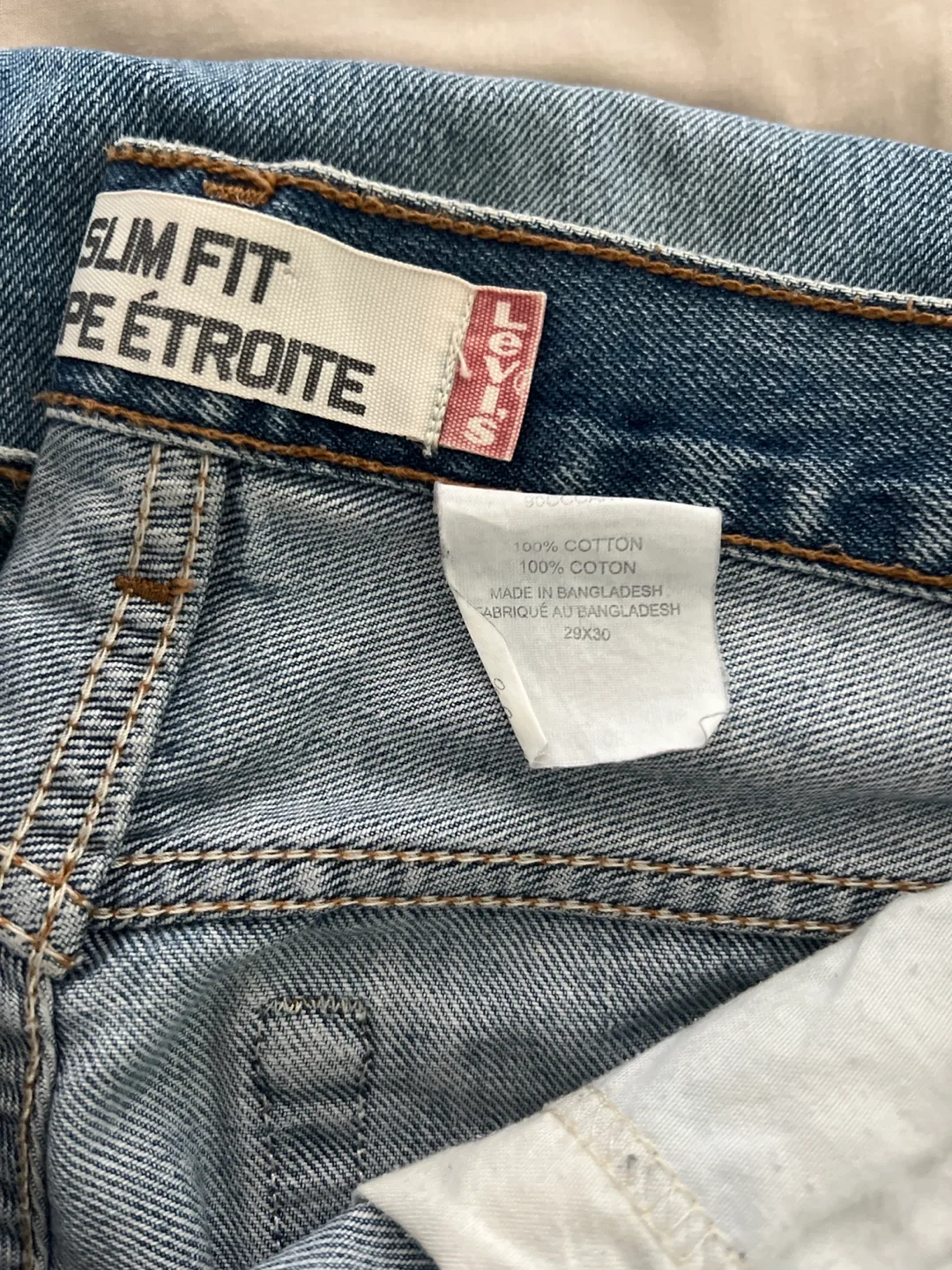 Levi’s slim fit jeans image indicator(2)