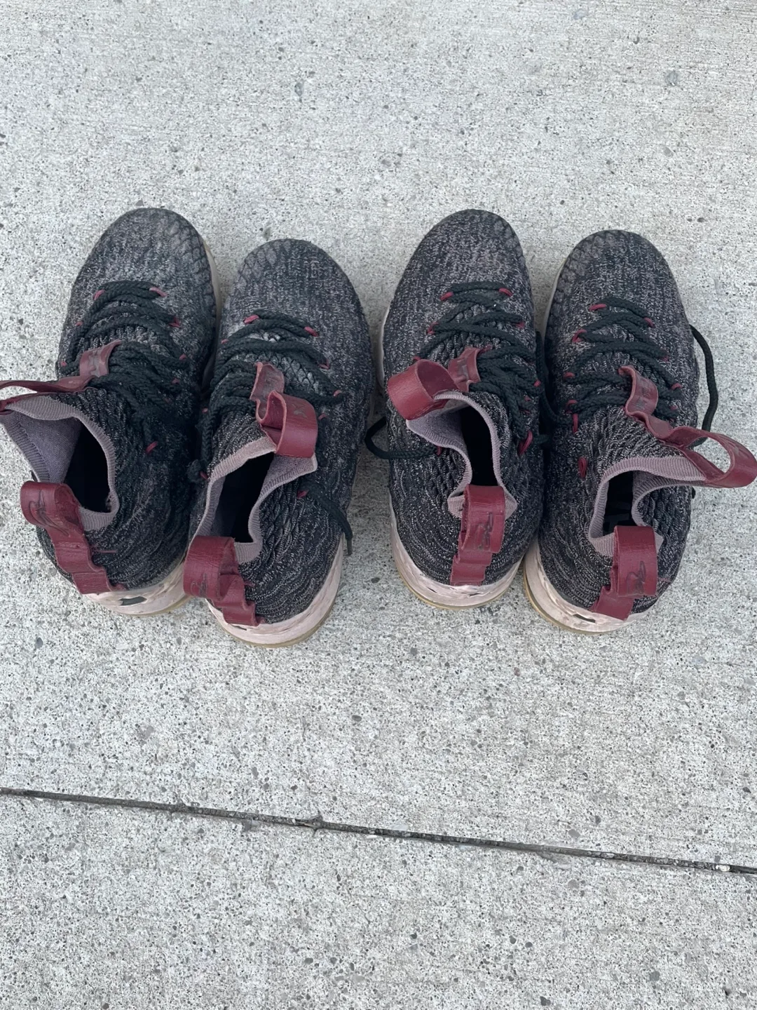 2 Nike LeBron 15 Basketball Shoes - size 7 thumbnail