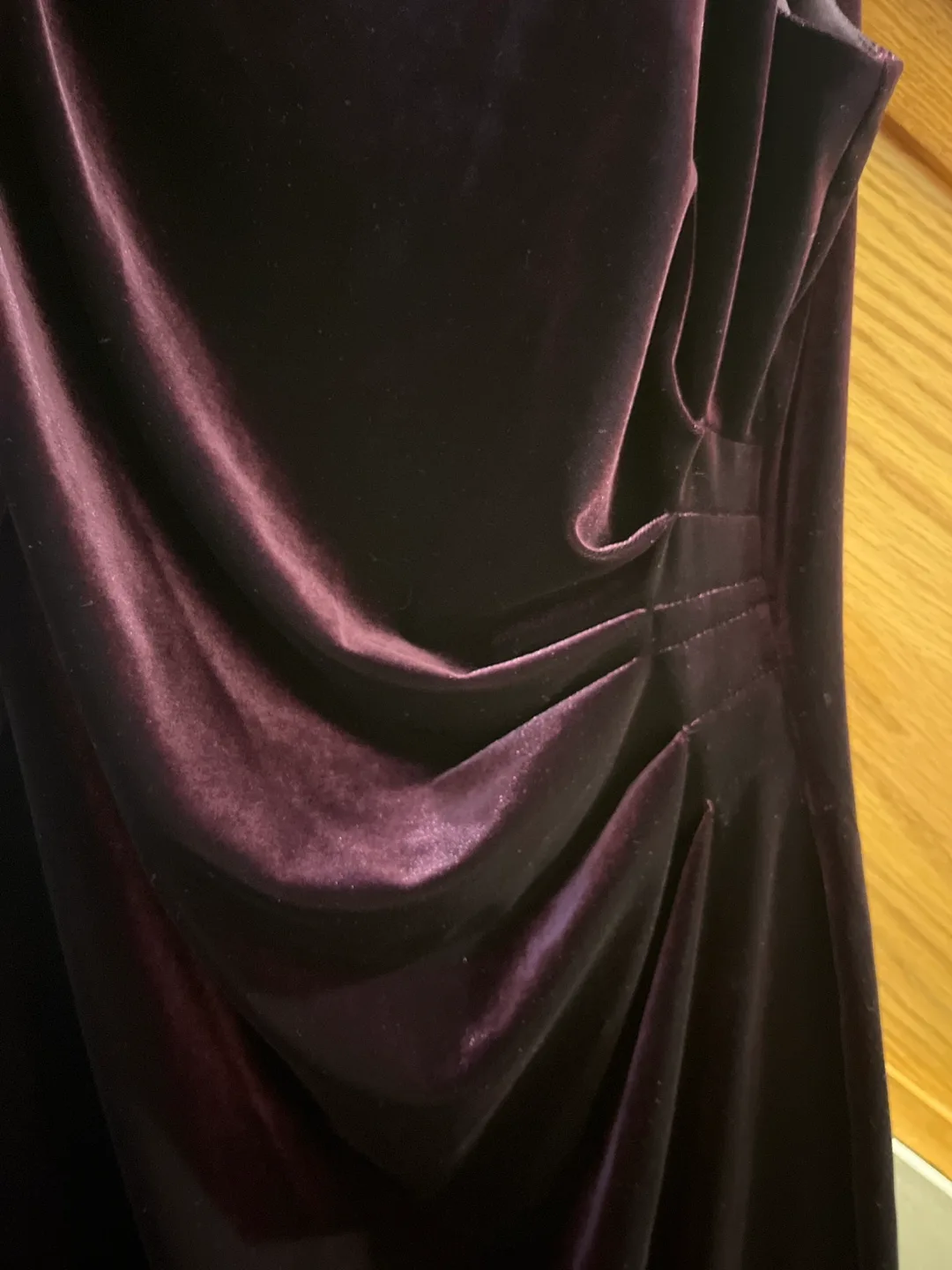 Wine Purple Velvet Dress image indicator(3)