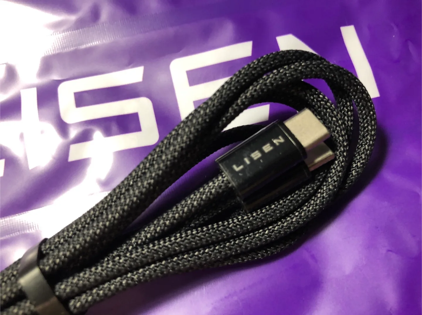 NEW Lisen USB-C to USB-C Cable 3 metres image indicator(2)