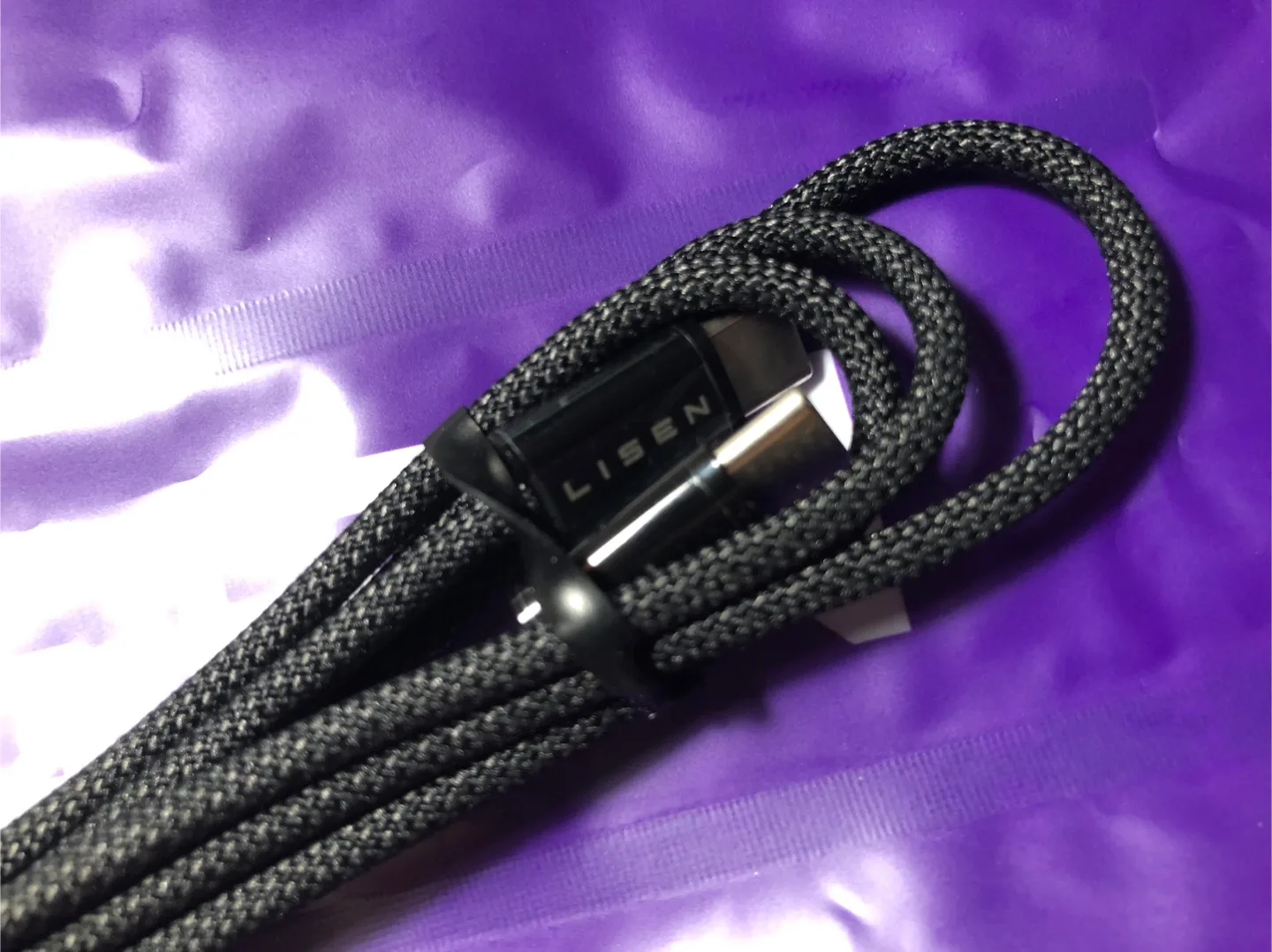 New unused Lisen Braided USB-C Charging Cable 2 meters image indicator(2)