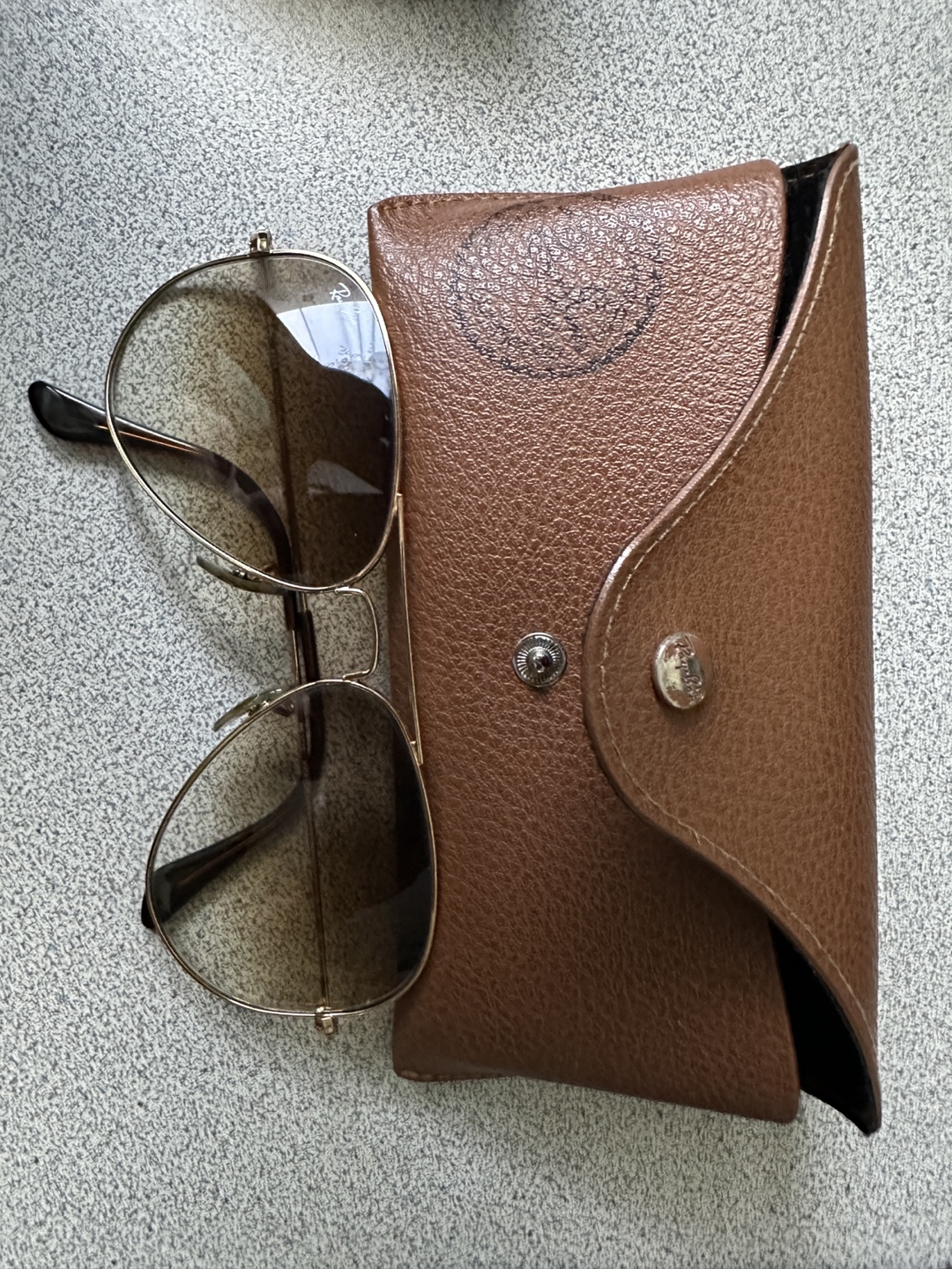 Ray-ban Aviator sunglasses