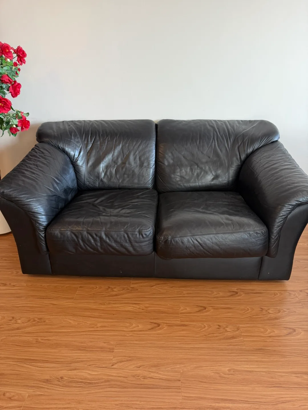 Bonded Leather Loveseat Sofa 💰PRICE NEGOTIABLE: Downsizing thumbnail
