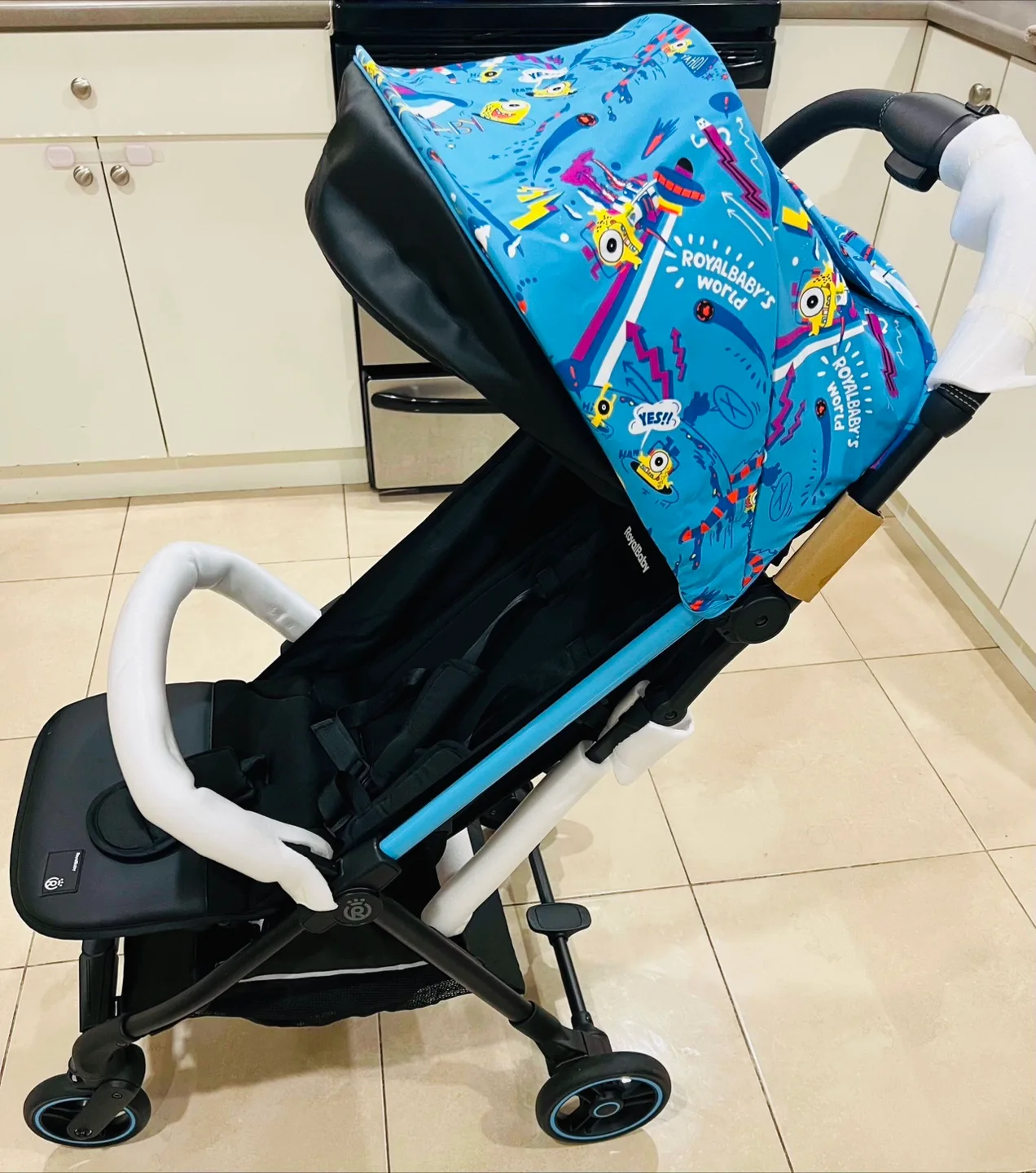 RoyalBaby 360 Classic Seat Compact Fold Travel Stroller image indicator(6)