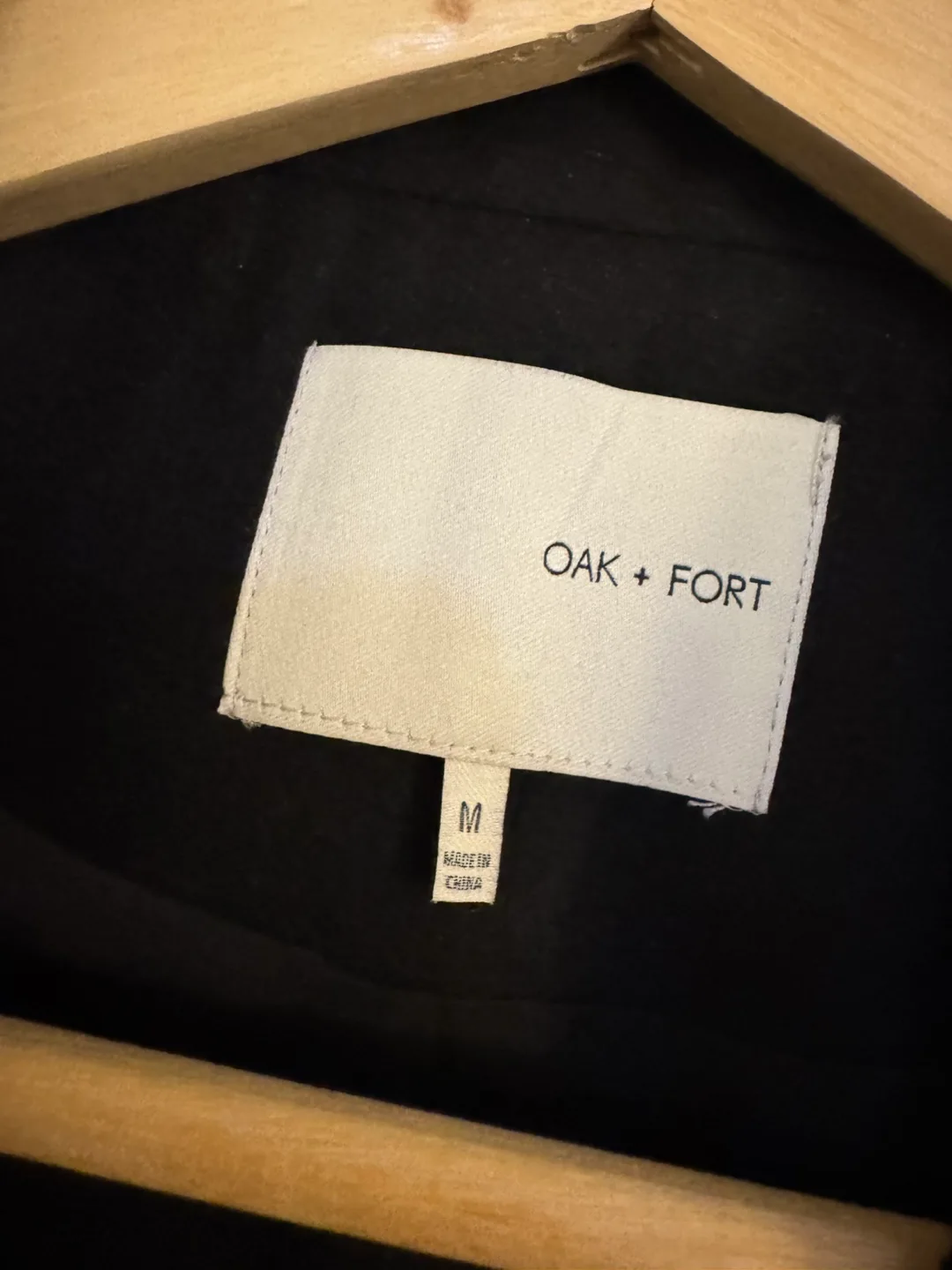 Oak + Fort Black Coat - Size M image indicator(3)