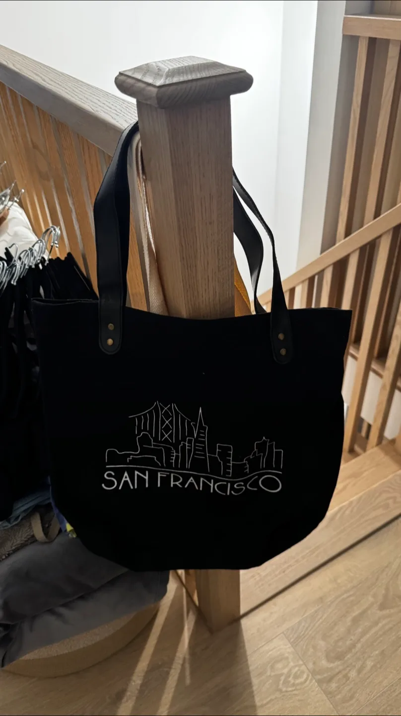 San Francisco Black Tote Bag image indicator(2)