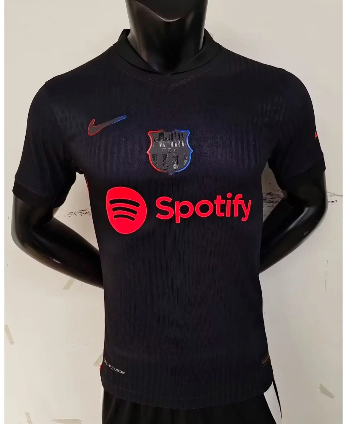 Assorted Soccer Jerseys 1:1 image indicator(2)