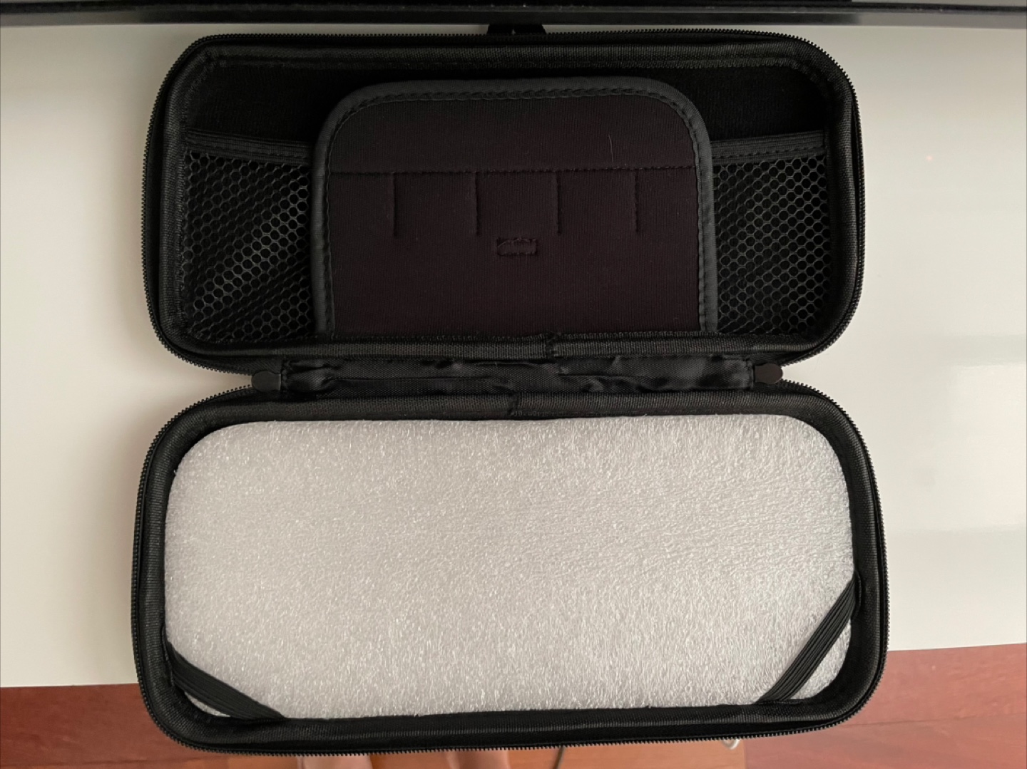 Nintendo Switch 1  Case - photo 2