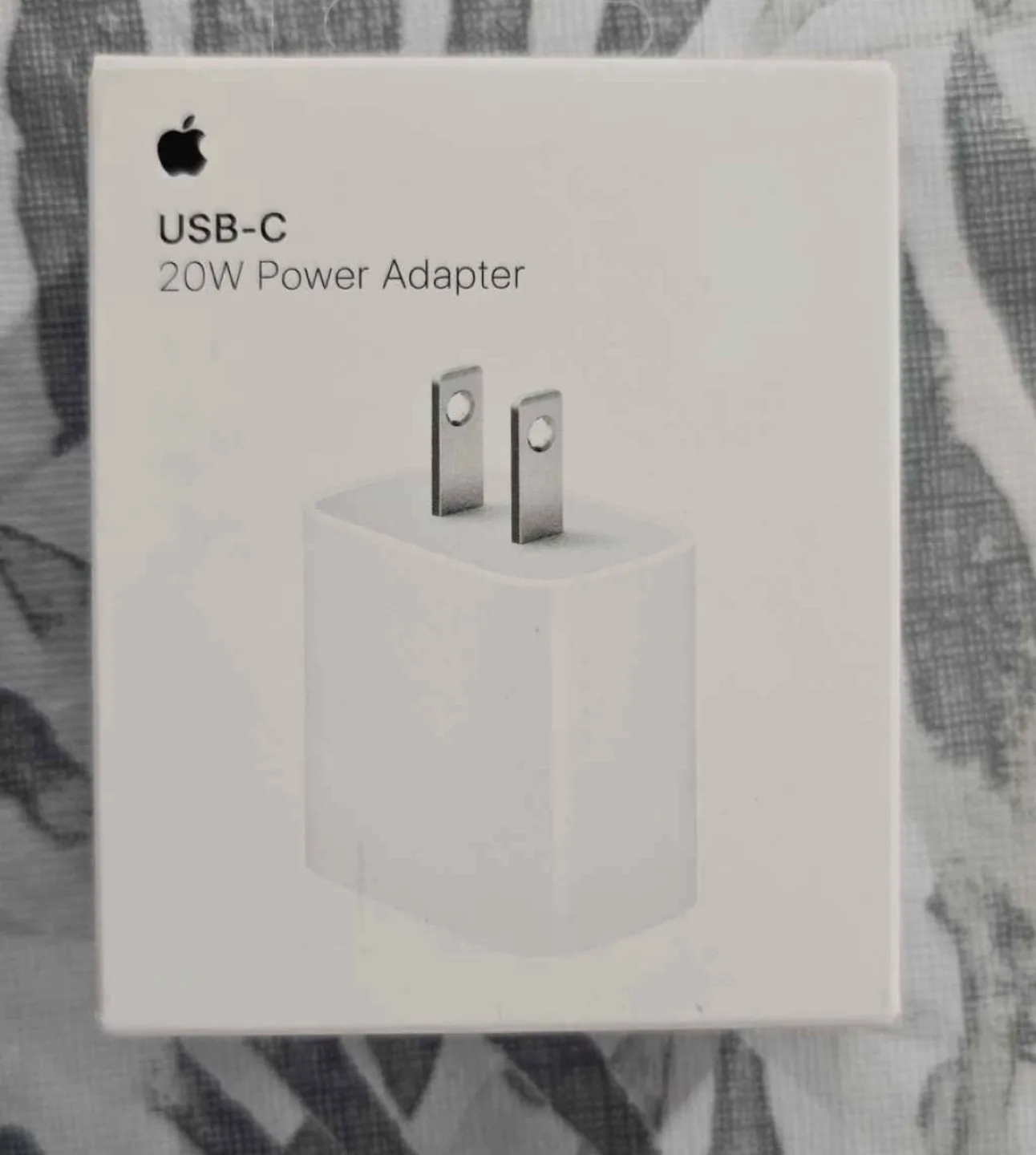 New Apple USB-C 20W Power Adapter thumbnail