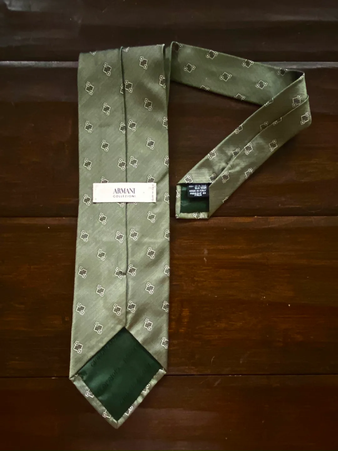 Giorgio Armani Silk Tie - VTG image indicator(2)