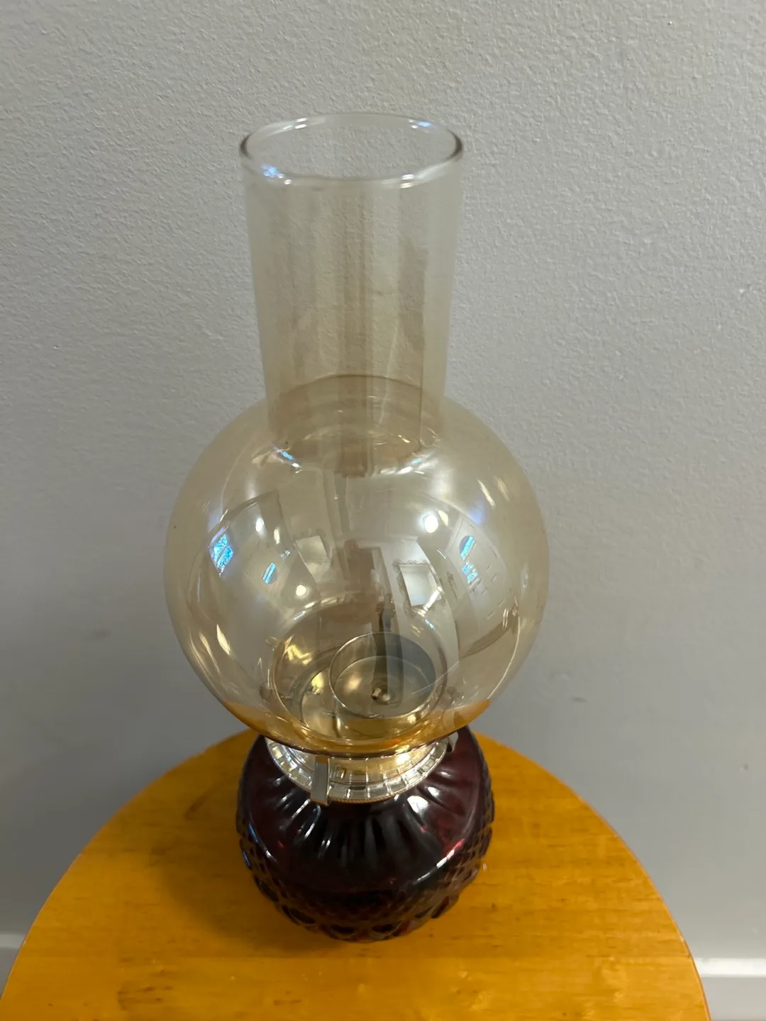 Red Glass candle holder image indicator(4)