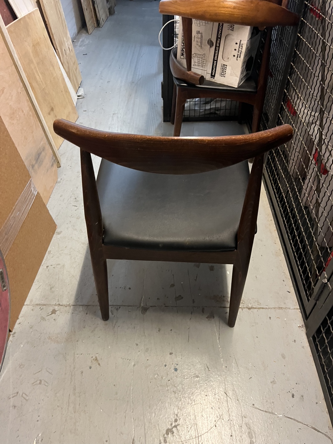 JustChair Wood and Black Seat - photo 2