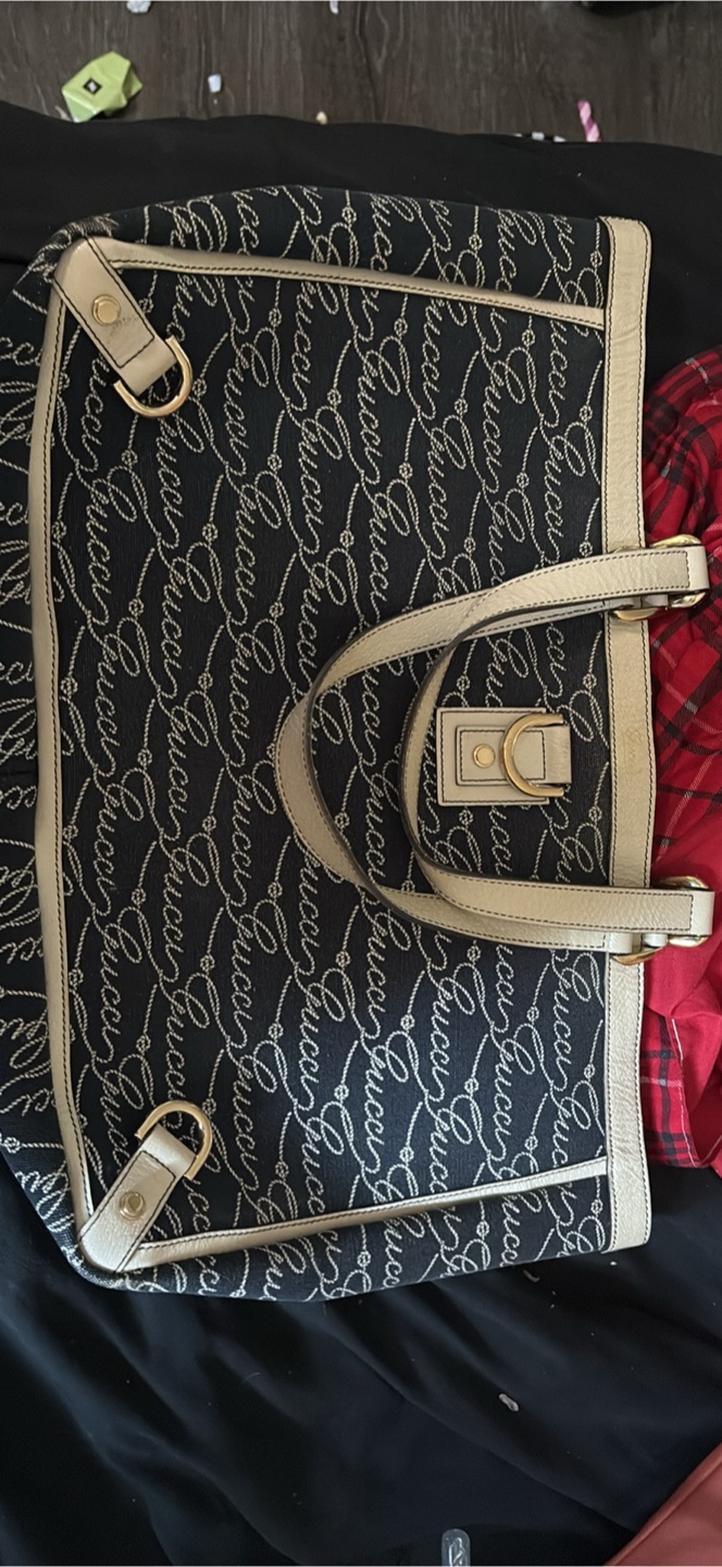 Gucci purse