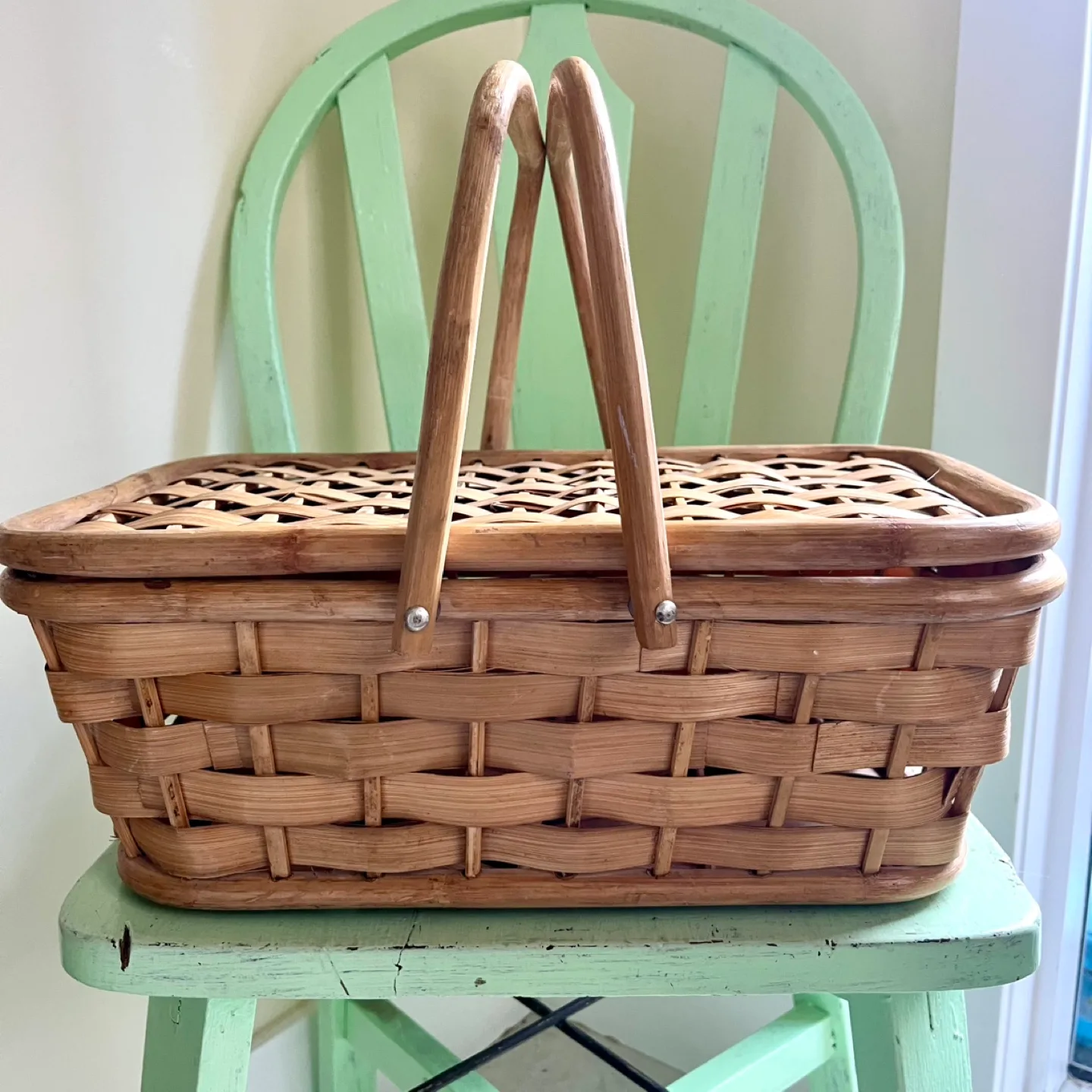 Vintage Picnic Basket thumbnail