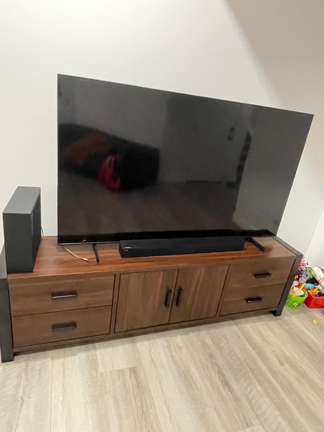 TV with wood cabinet